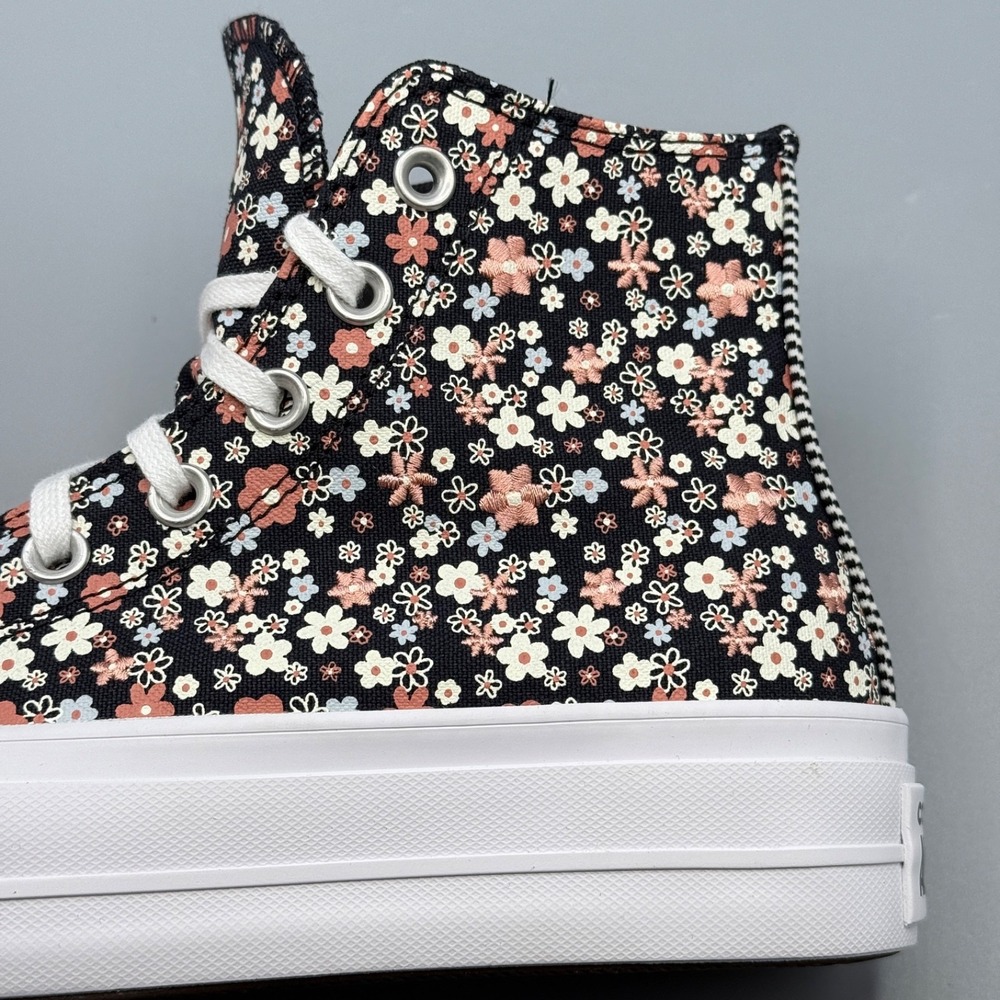 Converse Women's 8 Hi Top Sneakers Platform CTAS Lift Embroidered Flower A14264C - Picture 3 of 13